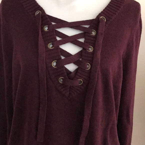 Top - Picture 2 of 6